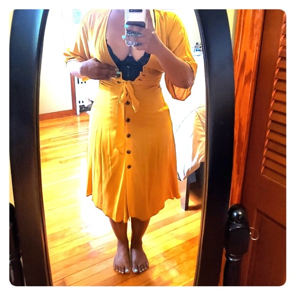 Brand new dress - Picture 6 of 6